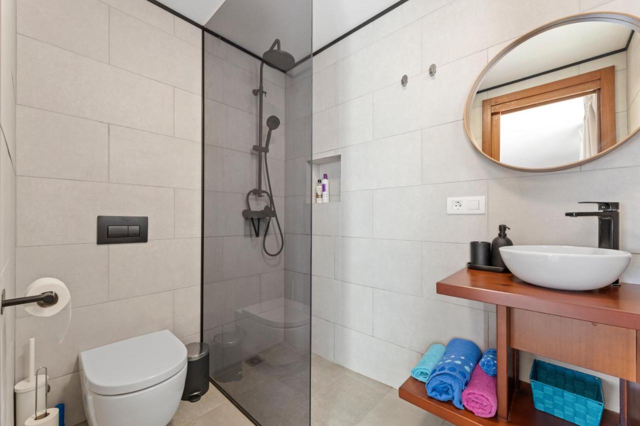 Famara Loft 12 Apartment Bagian luar foto